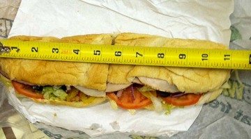 서브웨이를 뒤엎은 샌드위치 사진 한 장